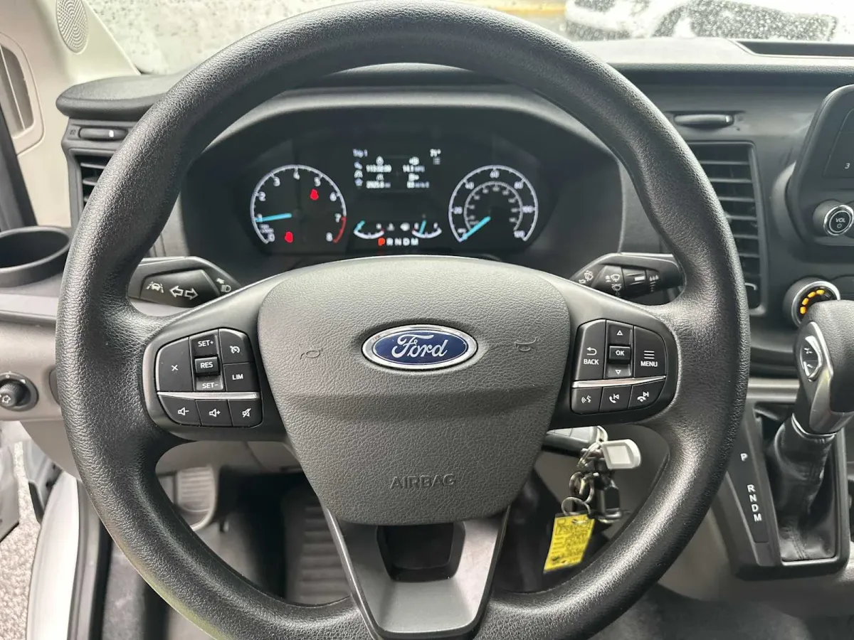 2025 Ford Transit-250 thumbnail 29