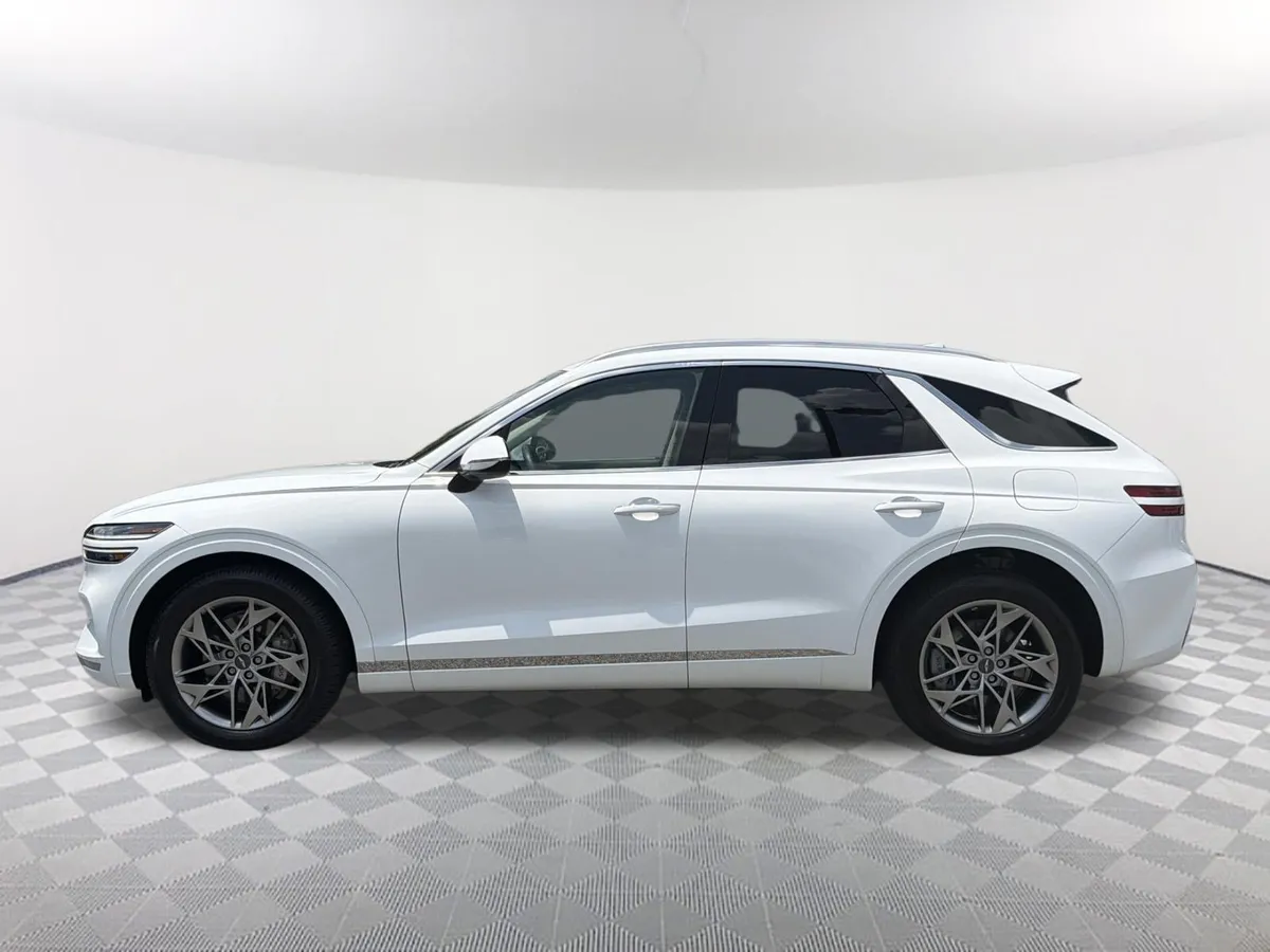 2025 Genesis GV70 2.5T thumbnail 14