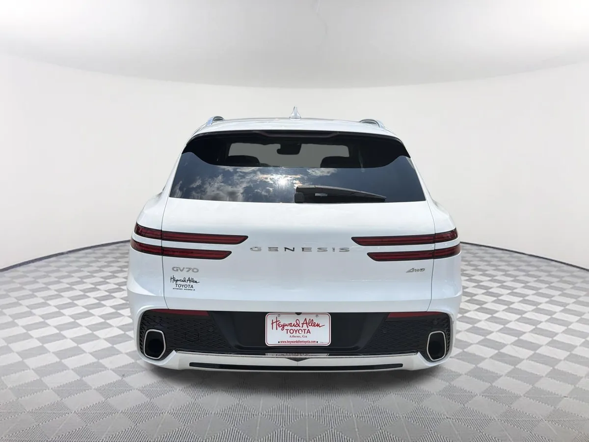 2025 Genesis GV70 2.5T thumbnail 16