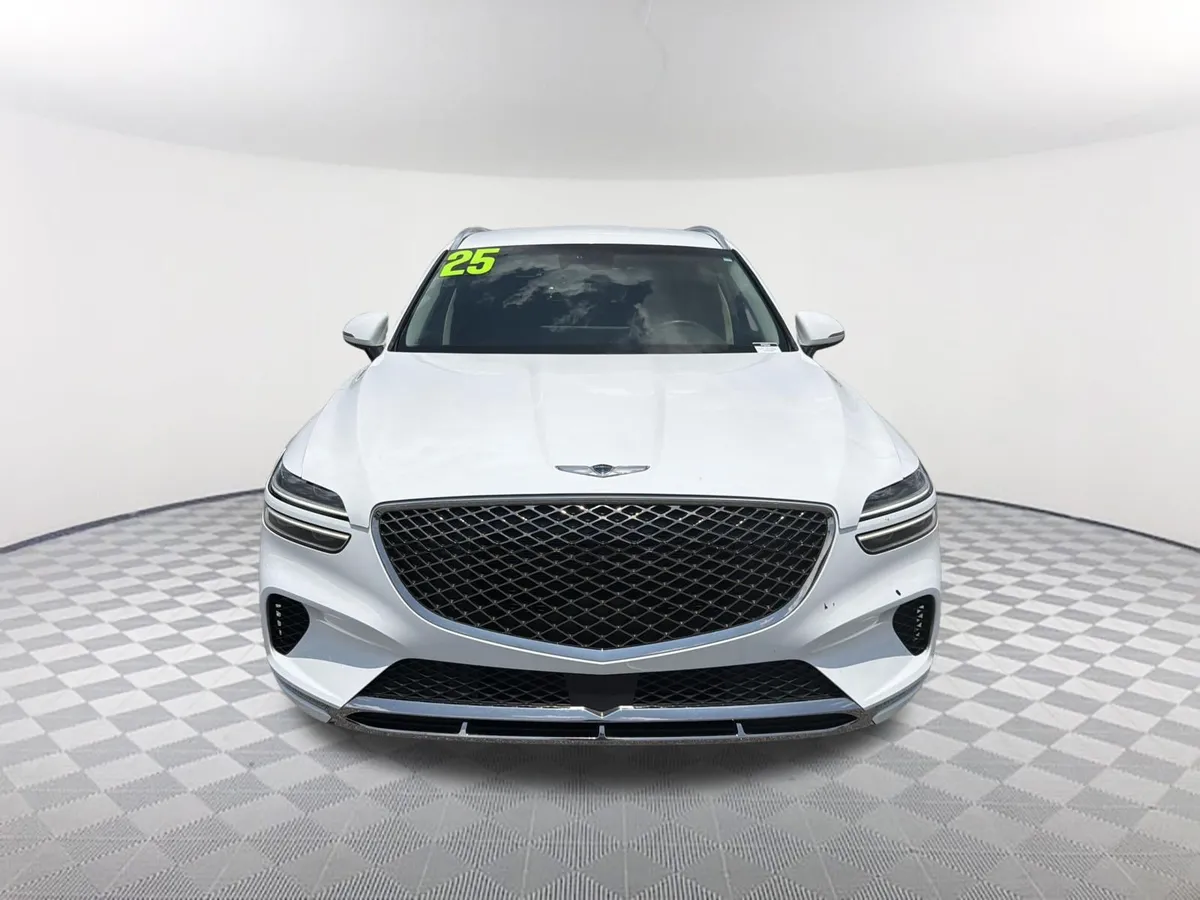 2025 Genesis GV70 2.5T thumbnail 2