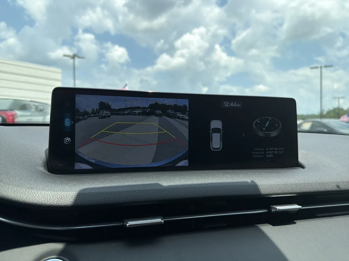 2025 Genesis GV70 2.5T thumbnail 7