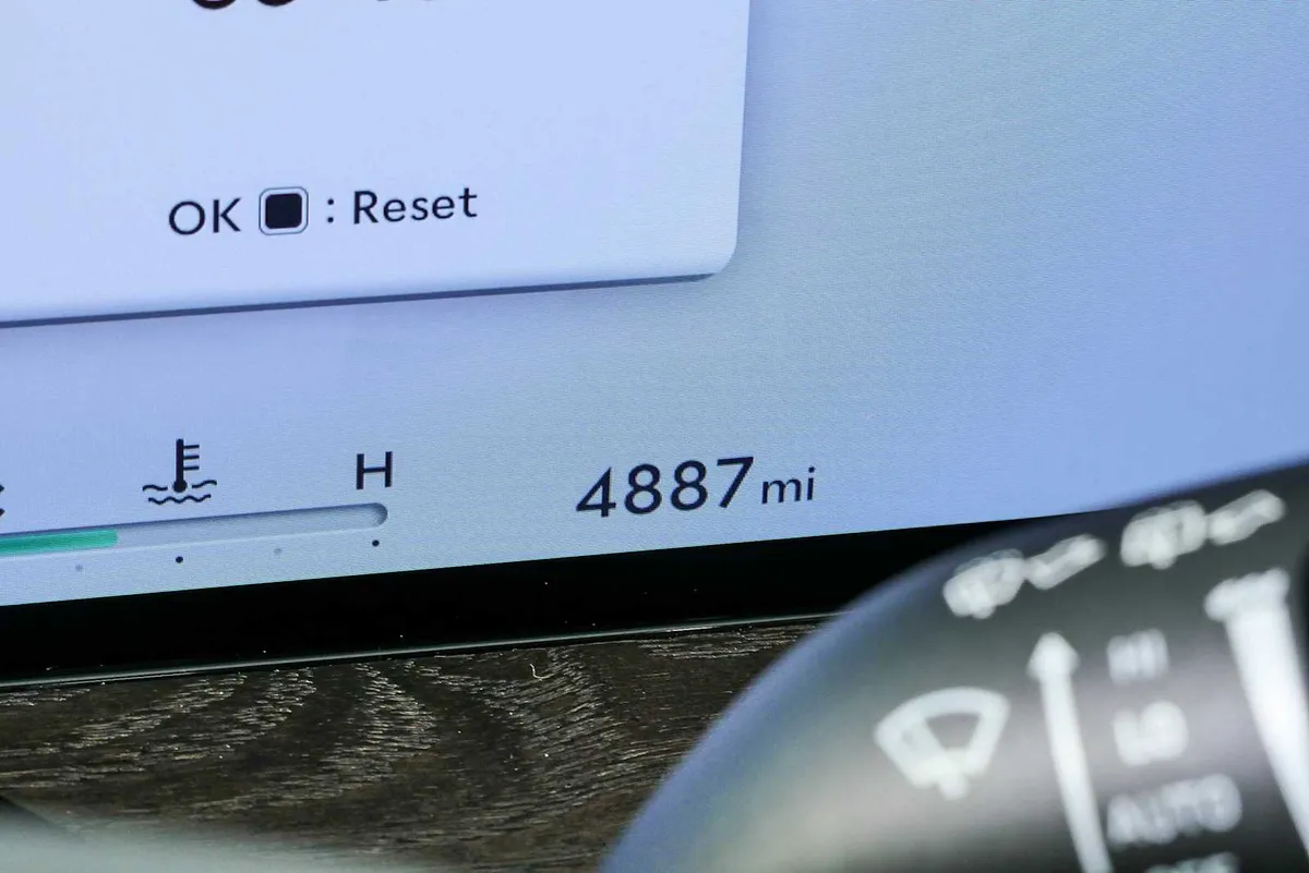 2025 GENESIS GV80 2.5T Prestige thumbnail 12