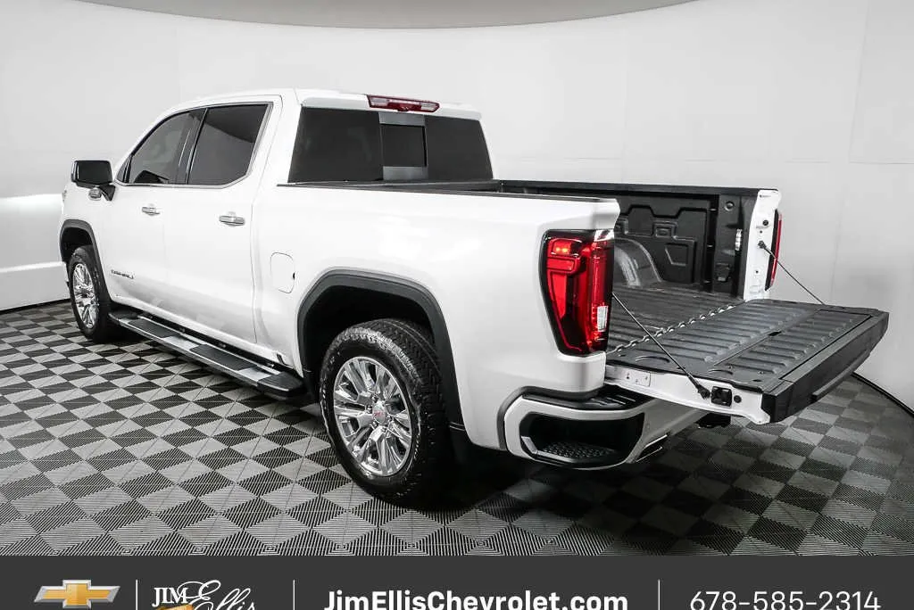 2025 GMC Sierra 1500 Denali thumbnail 33