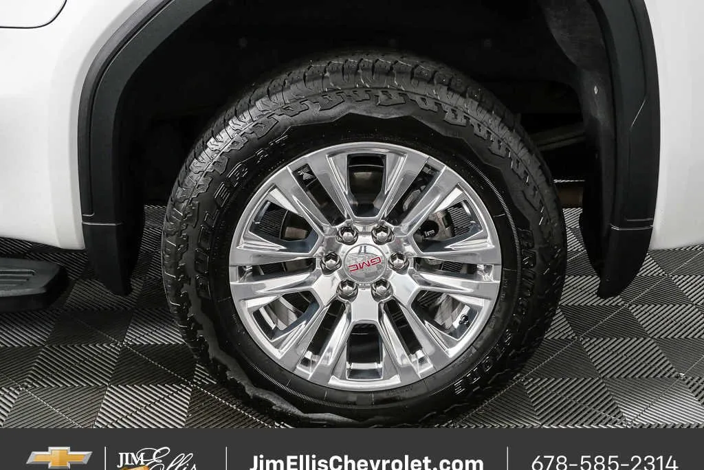 2025 GMC Sierra 1500 Denali thumbnail 38