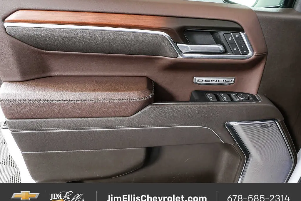 2025 GMC Sierra 1500 Denali thumbnail 6