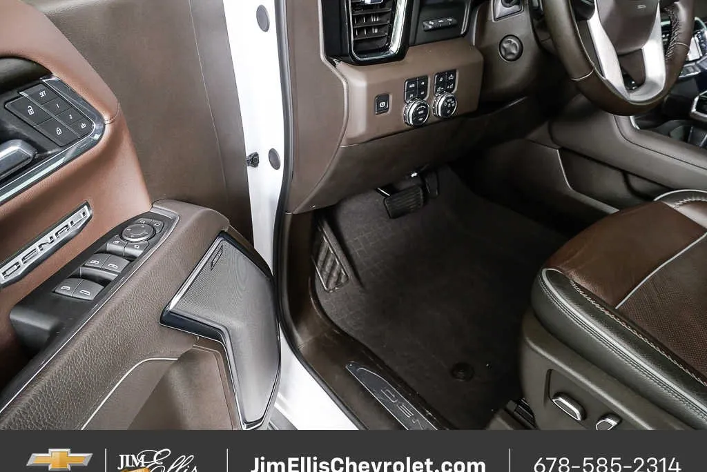2025 GMC Sierra 1500 Denali thumbnail 8