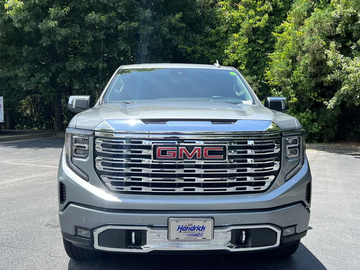 2025 GMC Sierra 1500 Denali thumbnail 2