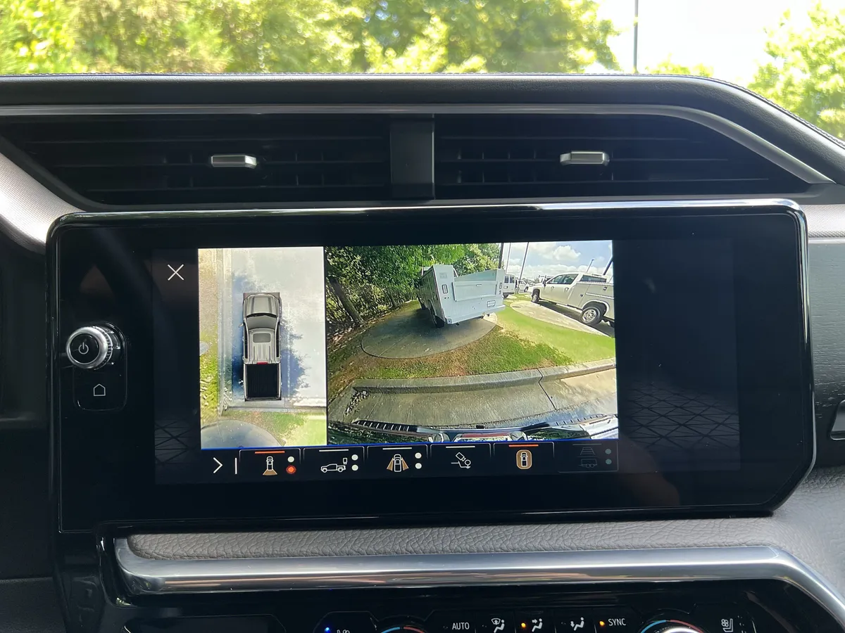 2025 GMC Sierra 1500 Denali thumbnail 25
