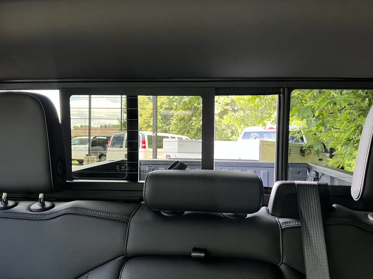 2025 GMC Sierra 1500 Denali thumbnail 34