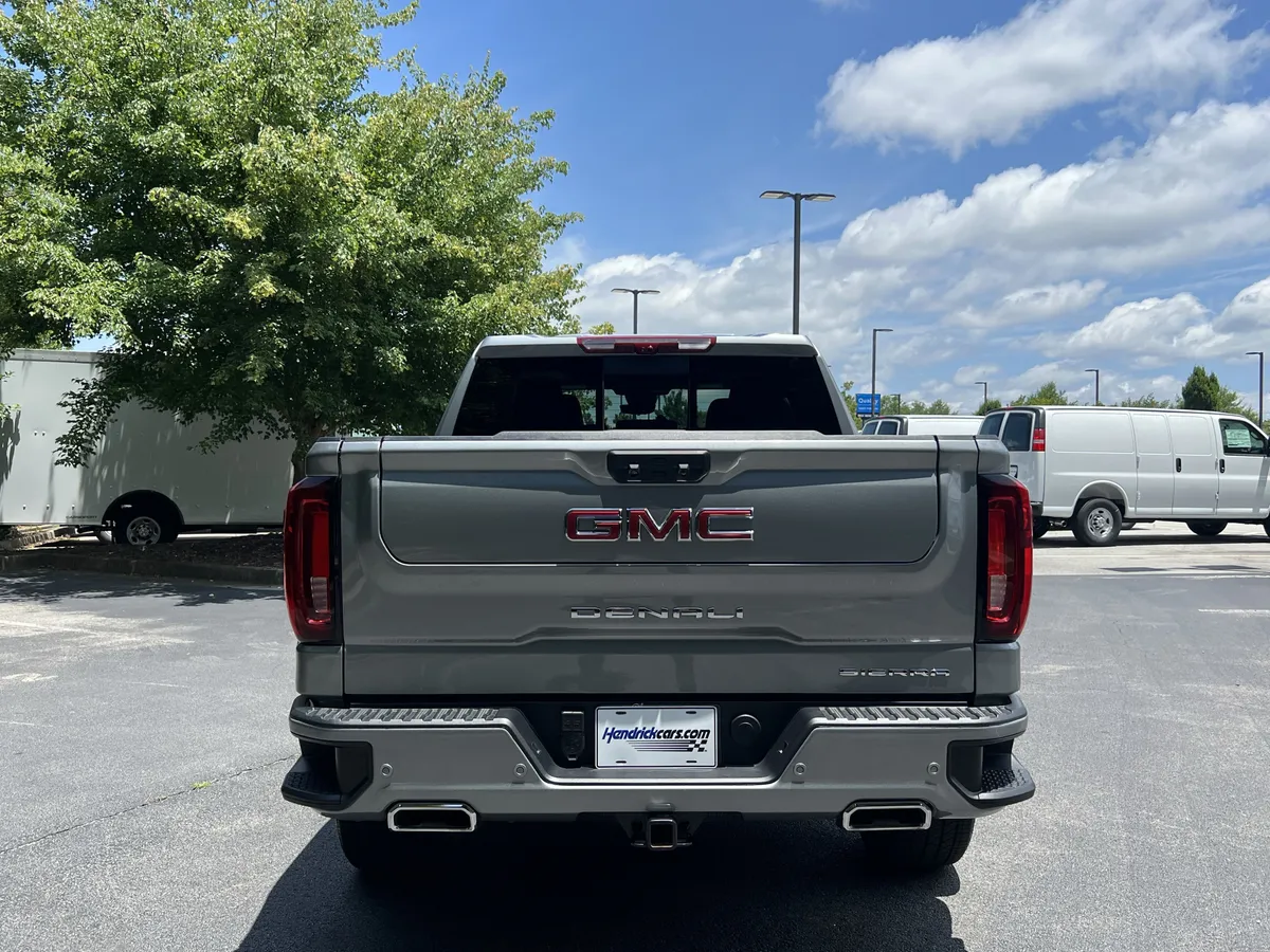 2025 GMC Sierra 1500 Denali thumbnail 7