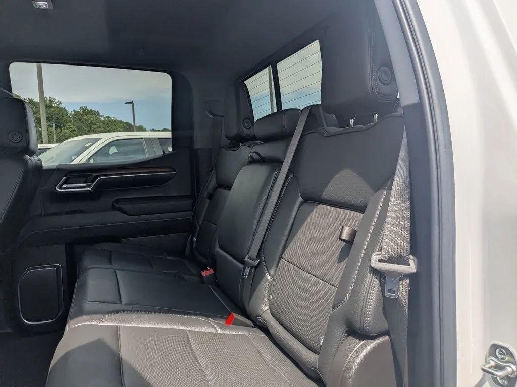 2025 GMC Sierra 1500 Denali thumbnail 26
