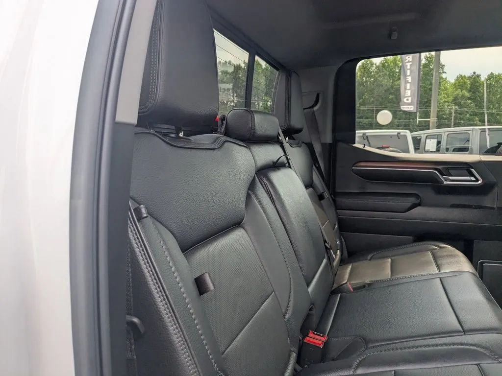 2025 GMC Sierra 1500 Denali thumbnail 27