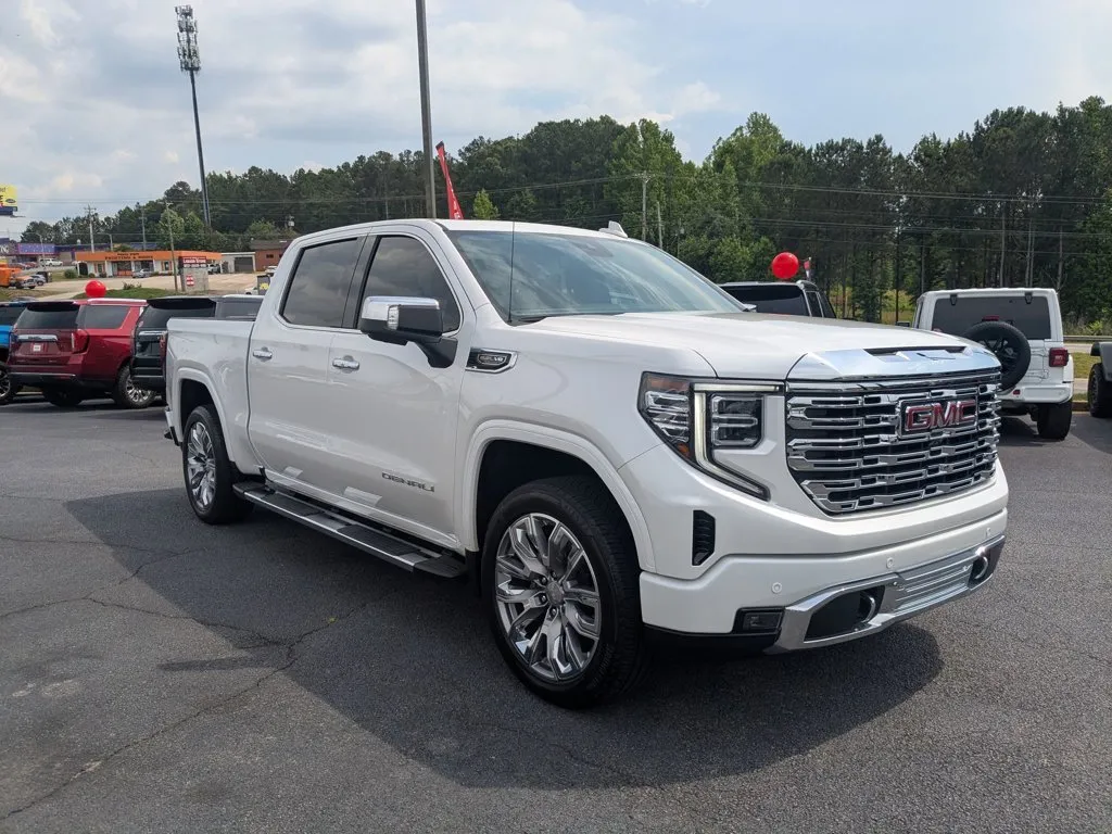 2025 GMC Sierra 1500 Denali thumbnail 3