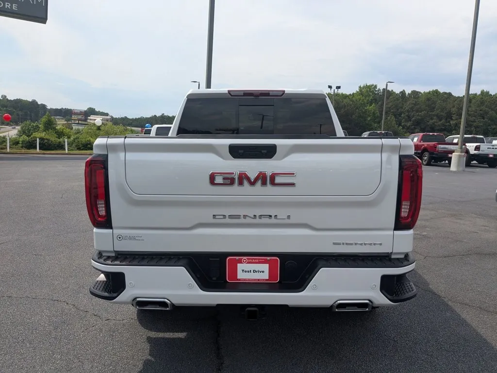 2025 GMC Sierra 1500 Denali thumbnail 6