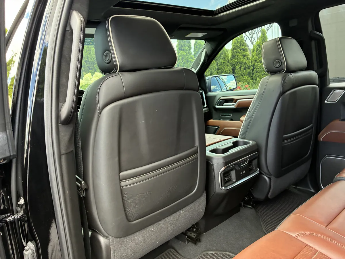 2025 GMC Sierra 1500 Denali Ultimate thumbnail 15