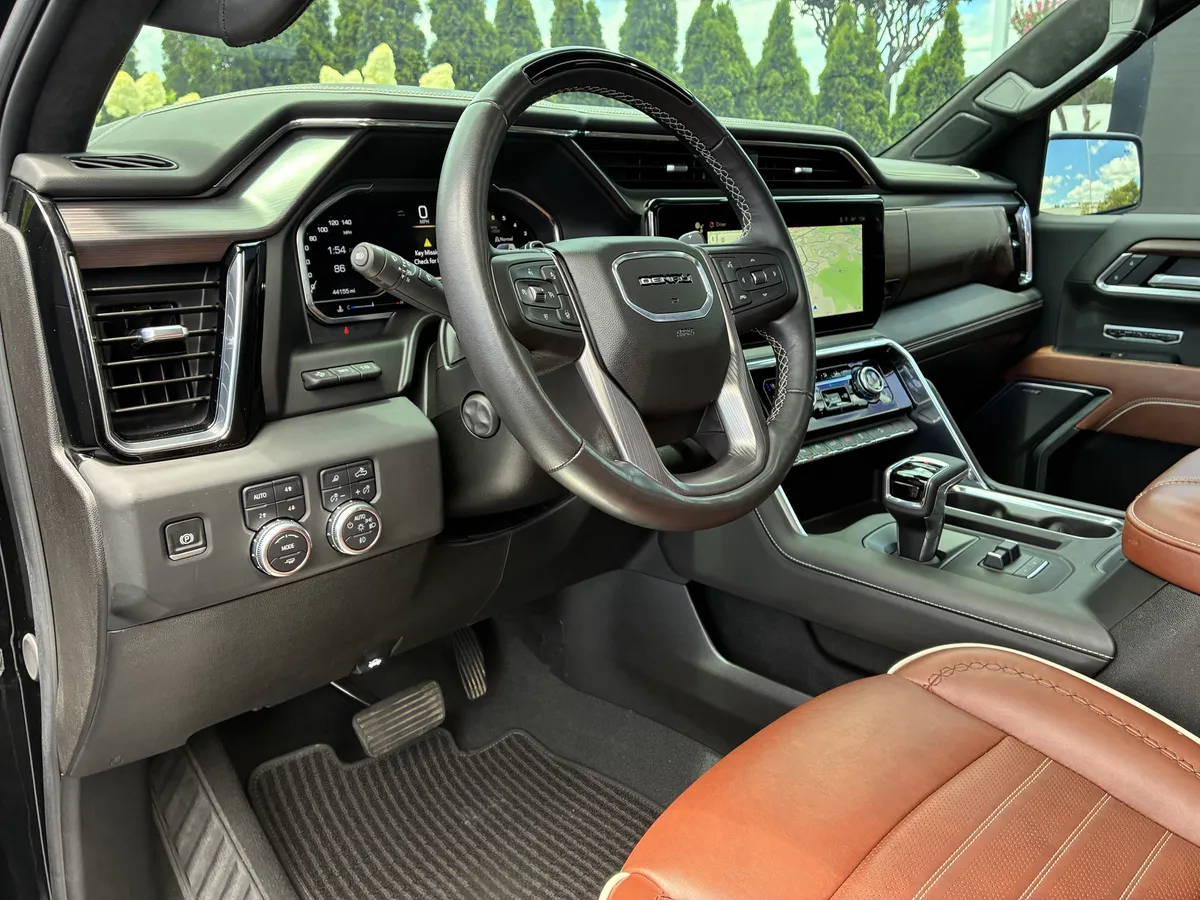 2025 GMC Sierra 1500 Denali Ultimate thumbnail 22