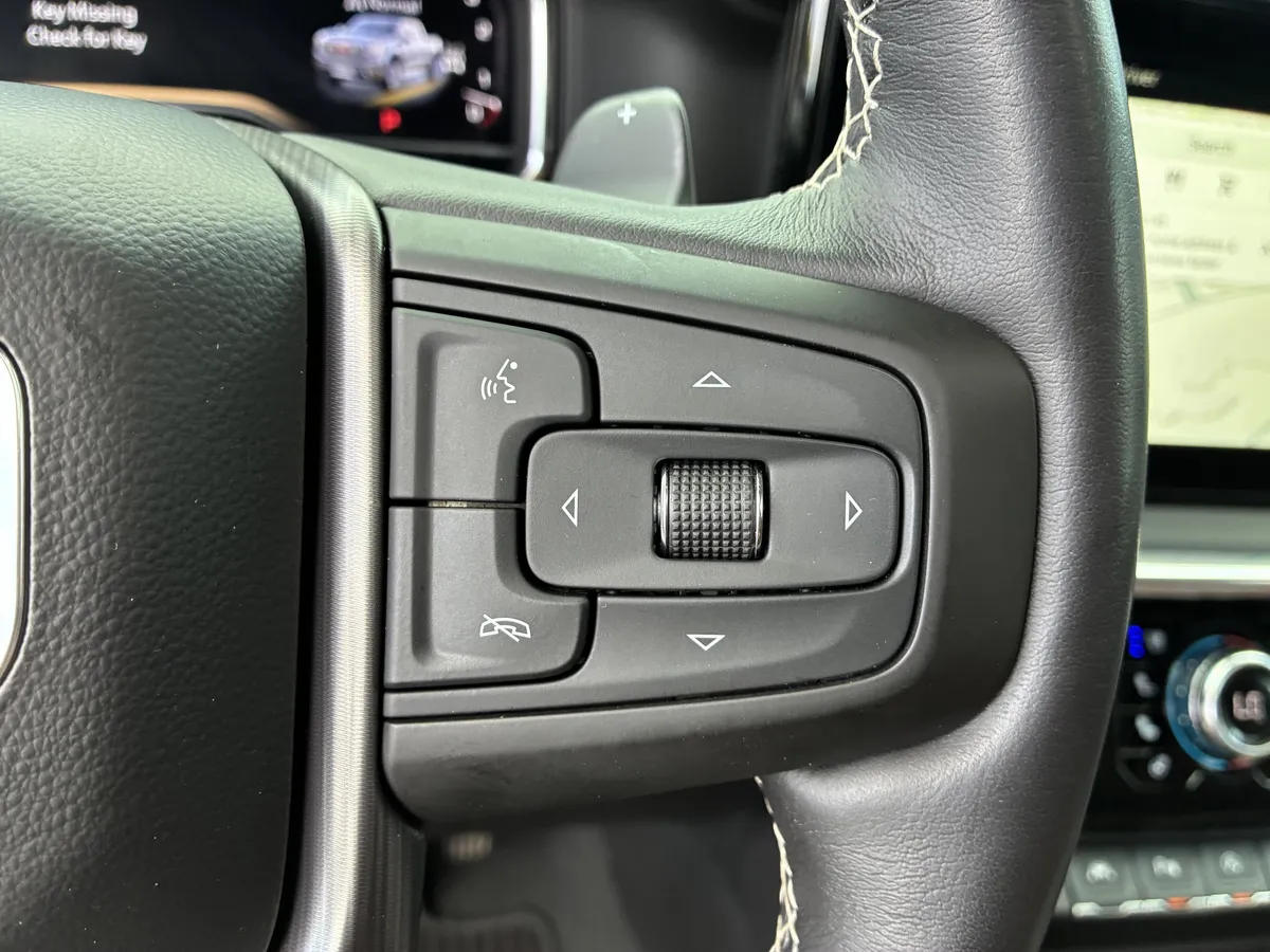 2025 GMC Sierra 1500 Denali Ultimate thumbnail 29