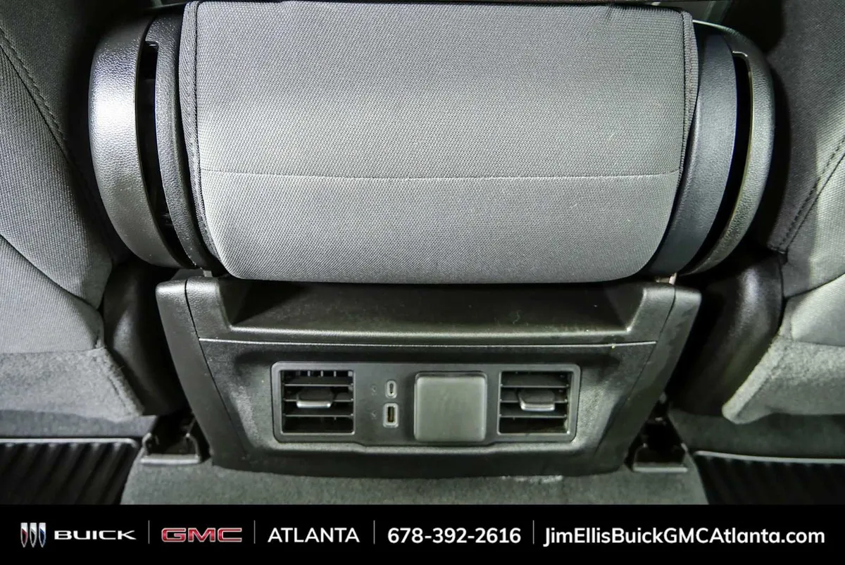 2025 GMC Sierra 1500 Elevation thumbnail 18