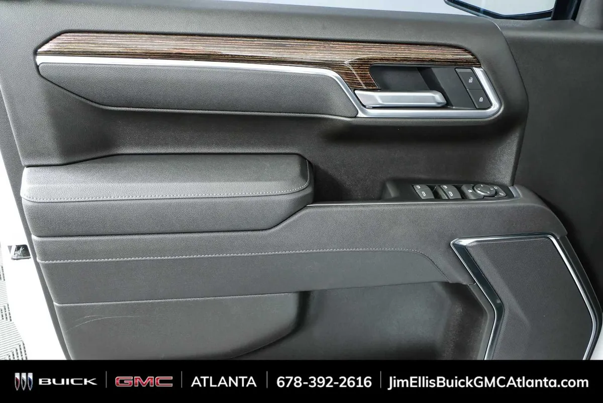 2025 GMC Sierra 1500 Elevation thumbnail 6