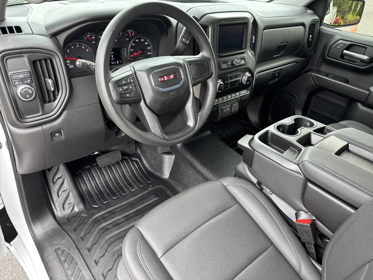 2025 GMC Sierra 1500 Pro thumbnail 25