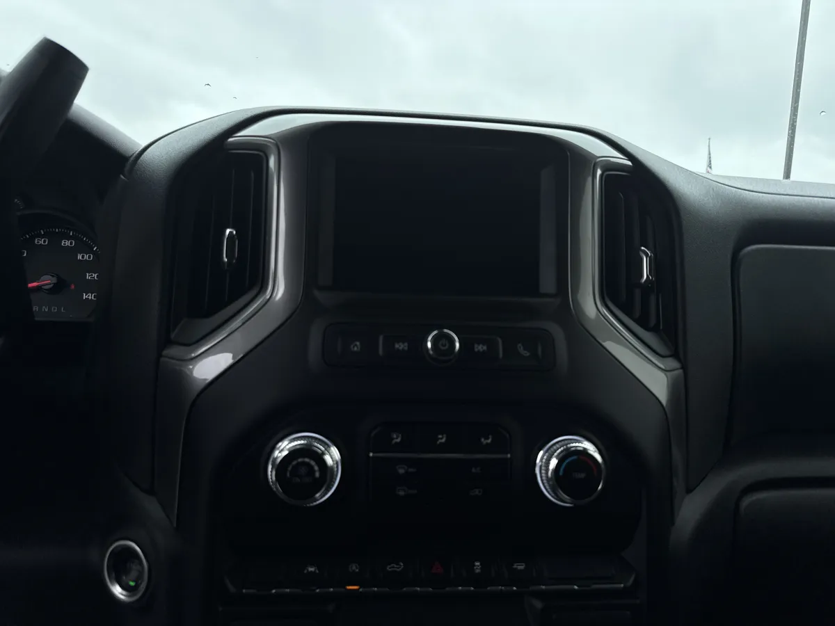 2025 GMC Sierra 1500 Pro thumbnail 26