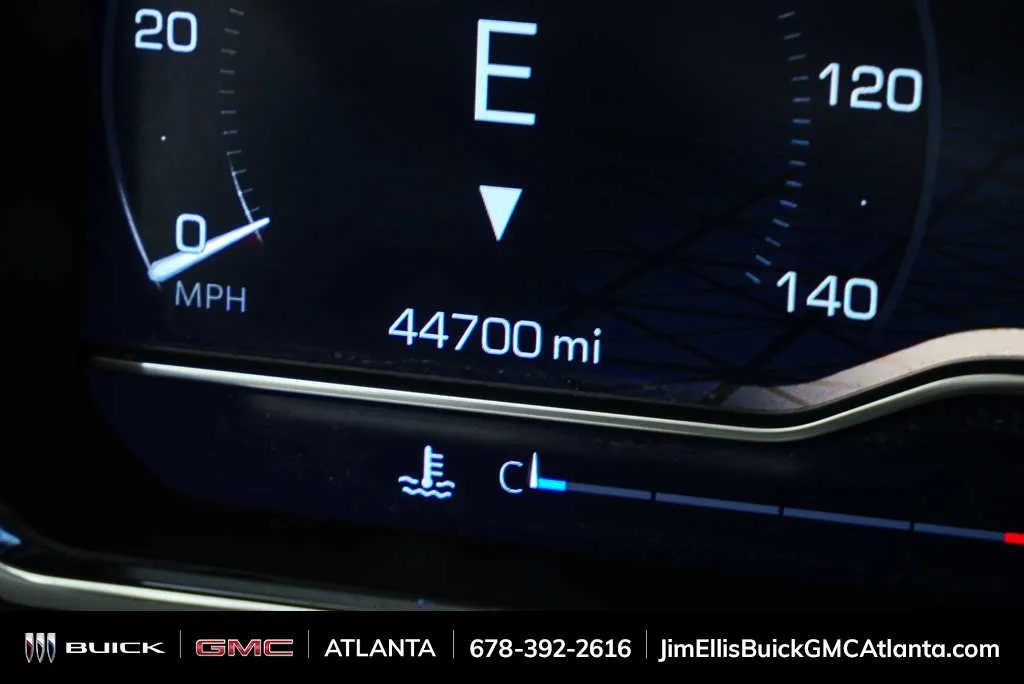 2025 GMC Sierra 1500 SLT thumbnail 11