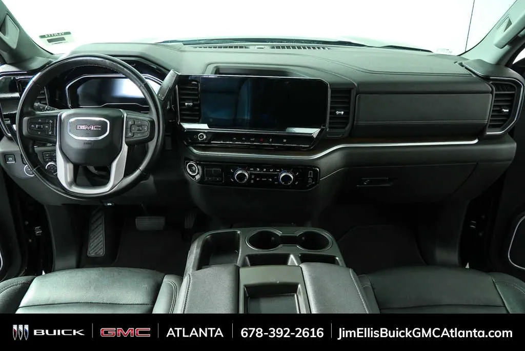 2025 GMC Sierra 1500 SLT thumbnail 17