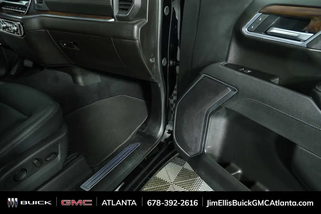 2025 GMC Sierra 1500 SLT thumbnail 23