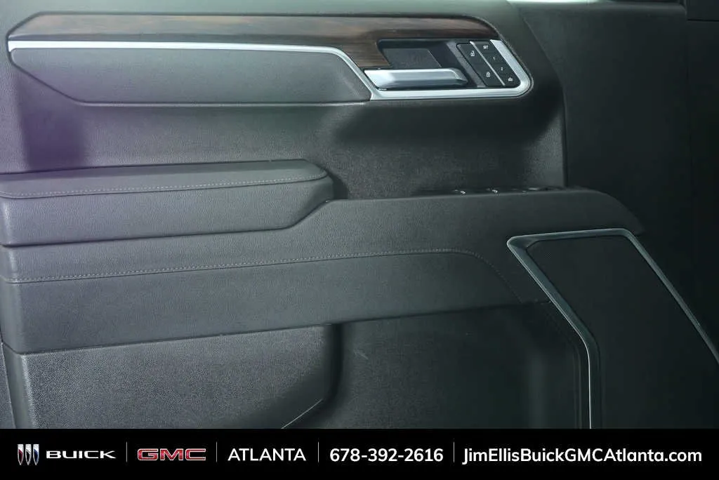 2025 GMC Sierra 1500 SLT thumbnail 6