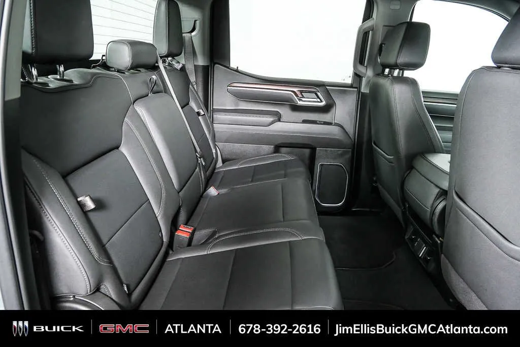 2025 GMC Sierra 1500 SLT thumbnail 19