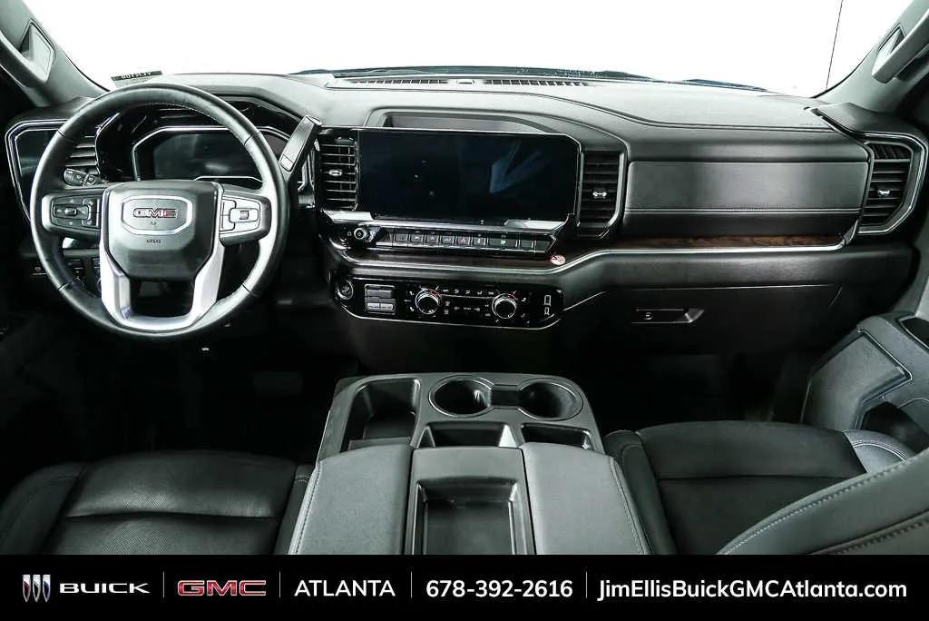 2025 GMC Sierra 1500 SLT thumbnail 19