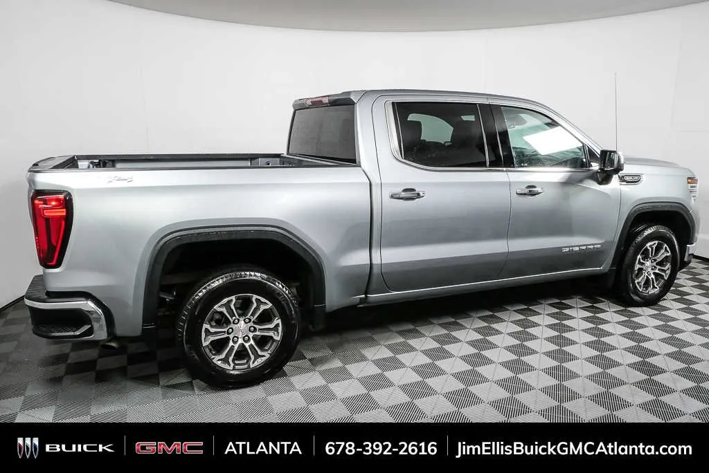 2025 GMC Sierra 1500 SLT thumbnail 26