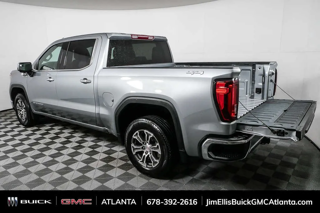 2025 GMC Sierra 1500 SLT thumbnail 30