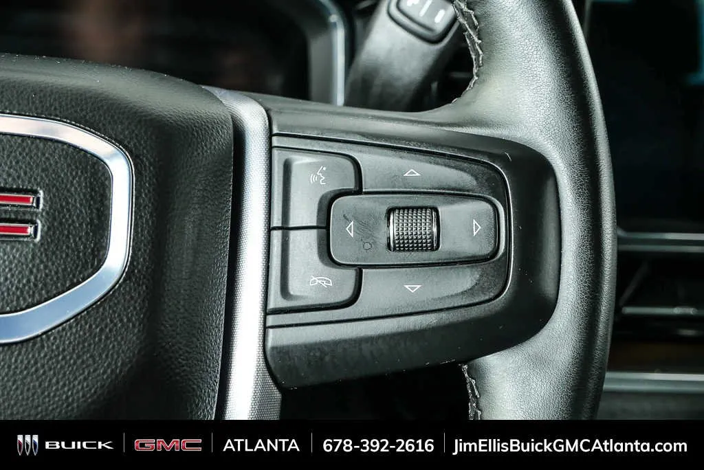 2025 GMC Sierra 1500 SLT thumbnail 11