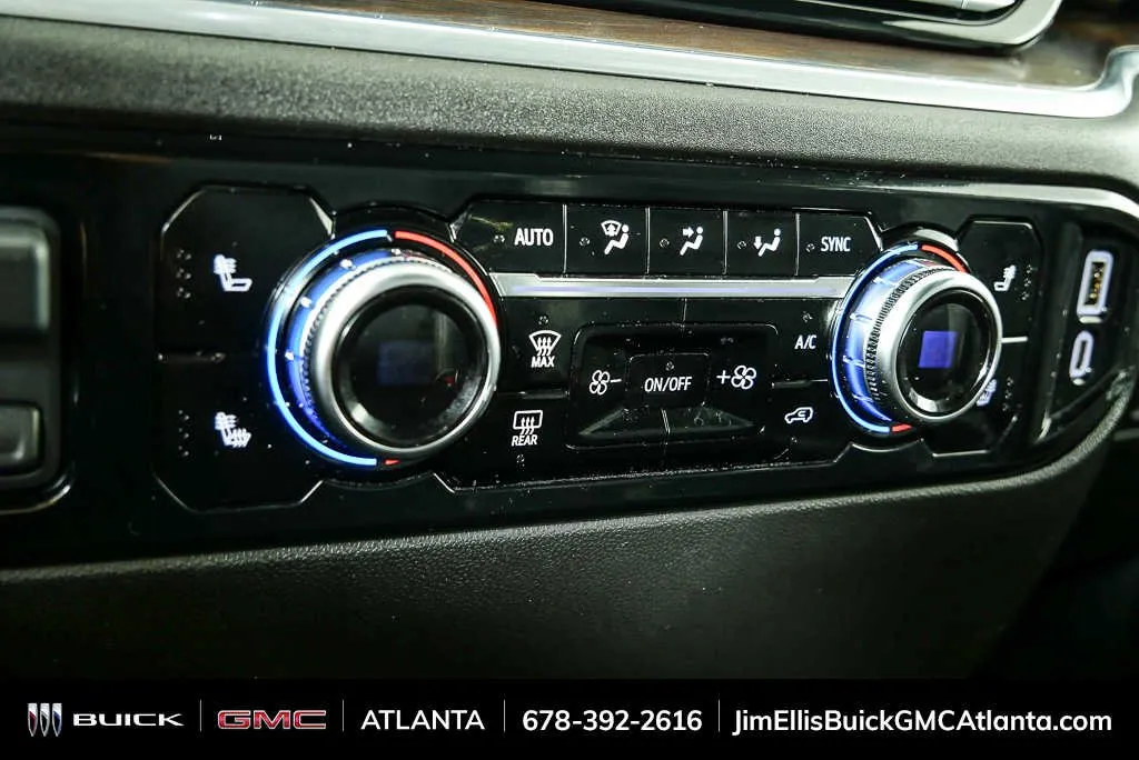 2025 GMC Sierra 1500 SLT thumbnail 16