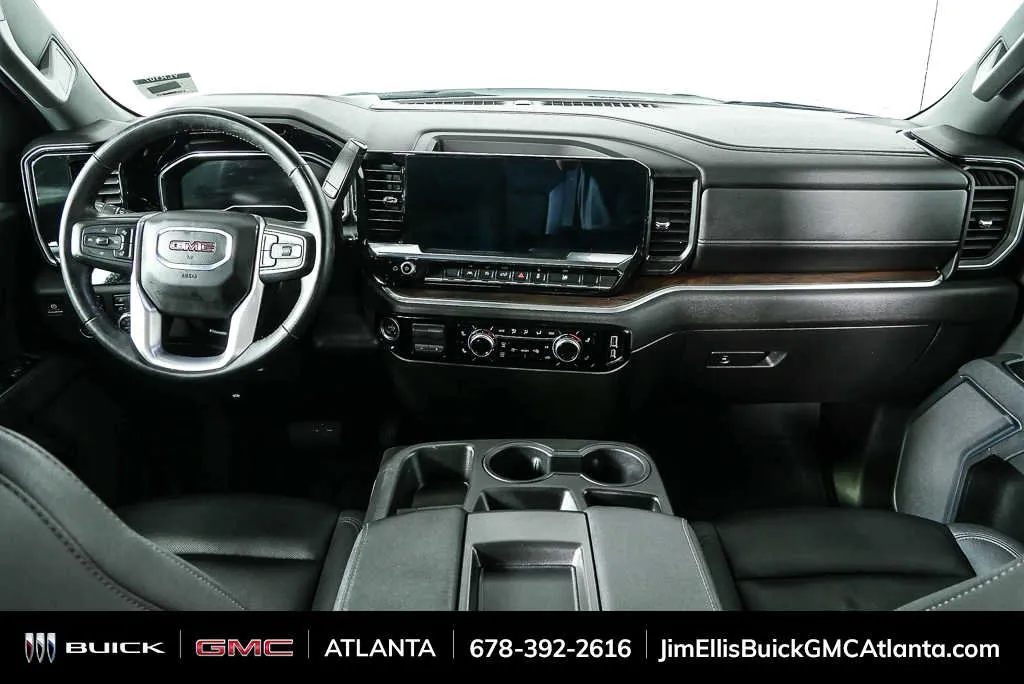 2025 GMC Sierra 1500 SLT thumbnail 19