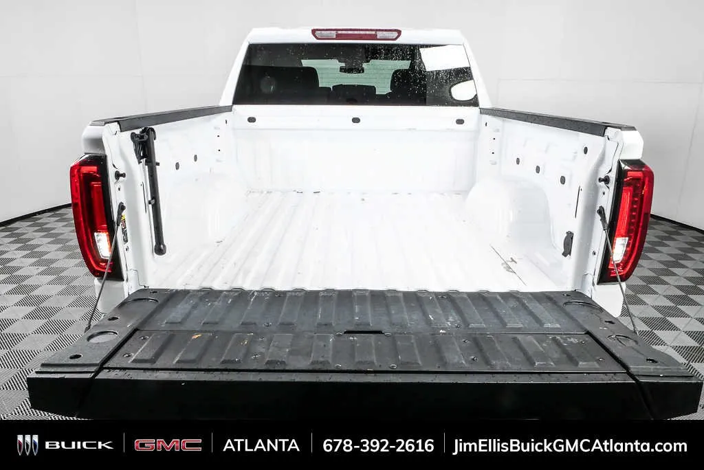 2025 GMC Sierra 1500 SLT thumbnail 29