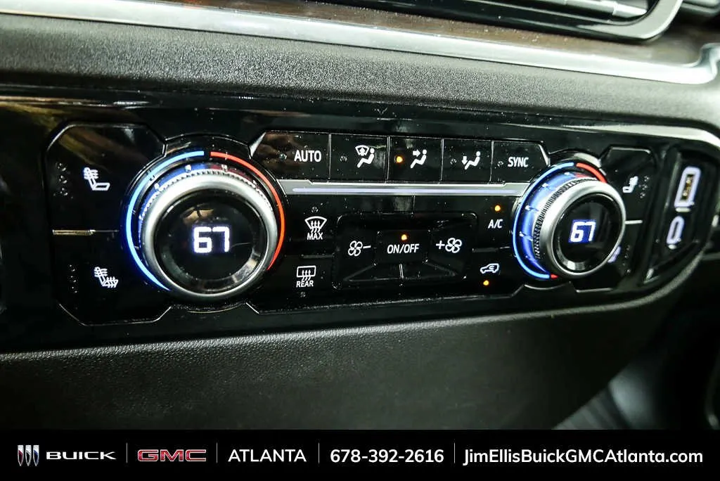 2025 GMC Sierra 1500 SLT thumbnail 16