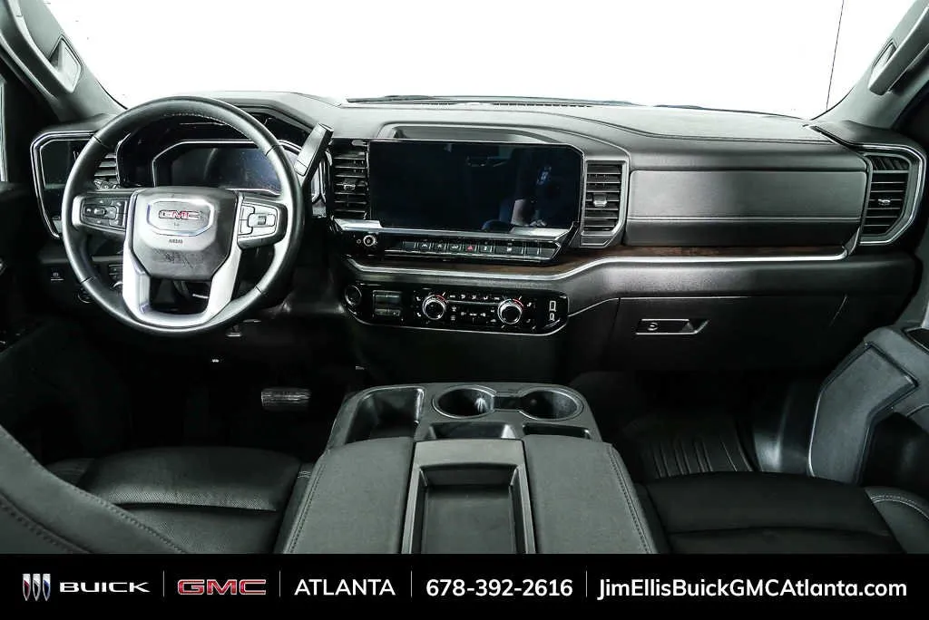 2025 GMC Sierra 1500 SLT thumbnail 19
