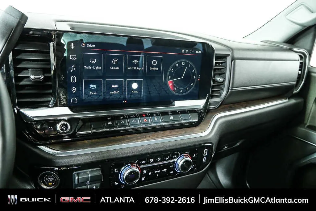 2025 GMC Sierra 1500 SLT thumbnail 13