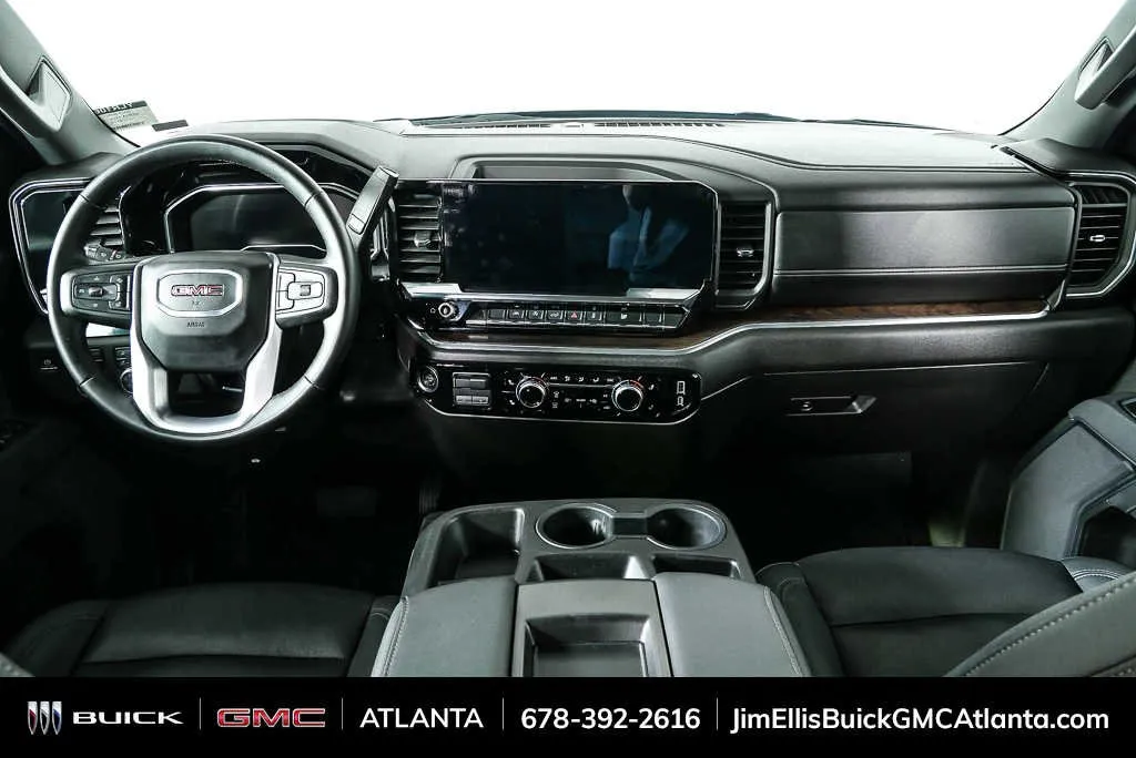 2025 GMC Sierra 1500 SLT thumbnail 19
