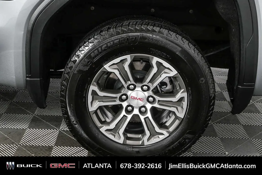 2025 GMC Sierra 1500 SLT thumbnail 34