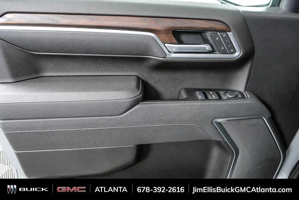2025 GMC Sierra 1500 SLT thumbnail 6
