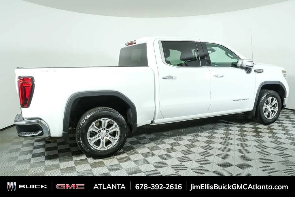 2025 GMC Sierra 1500 SLT thumbnail 2