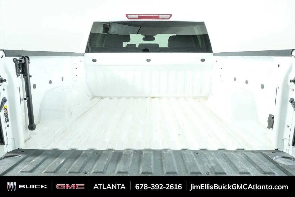 2025 GMC Sierra 1500 SLT thumbnail 25