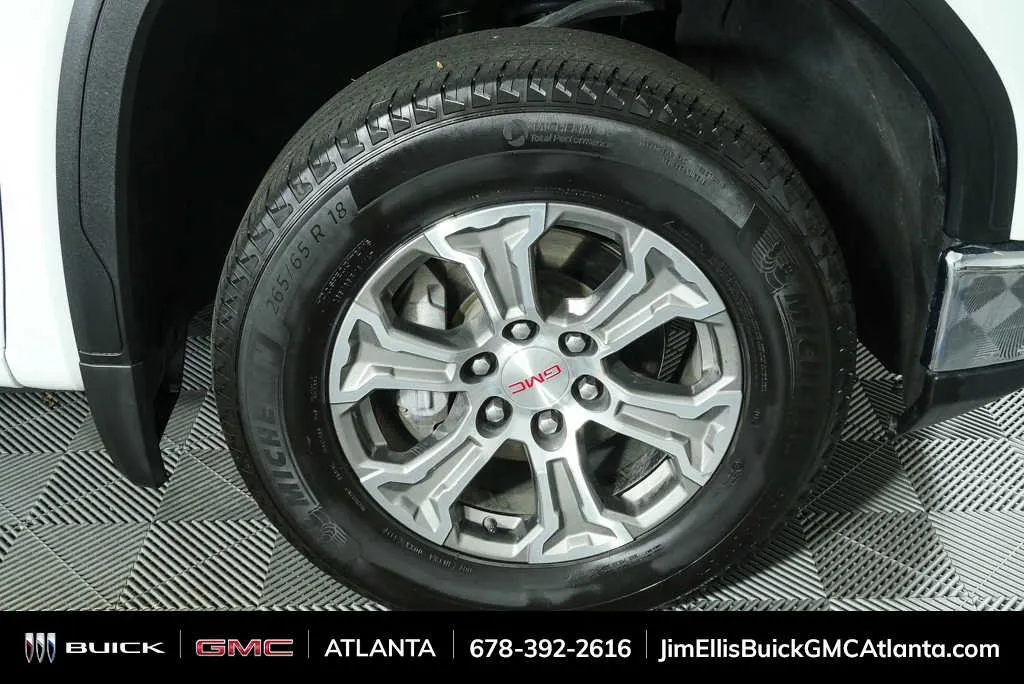 2025 GMC Sierra 1500 SLT thumbnail 34