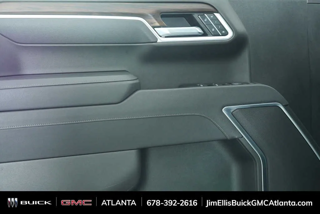 2025 GMC Sierra 1500 SLT thumbnail 6