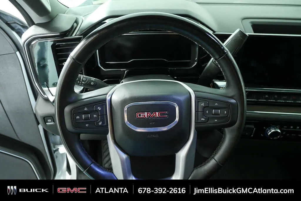 2025 GMC Sierra 1500 SLT thumbnail 8
