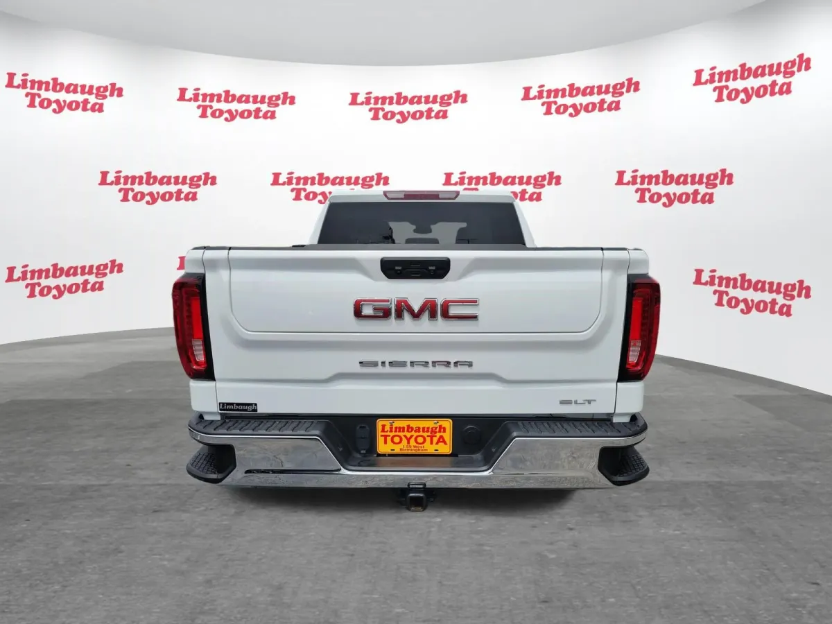 2025 GMC Sierra 1500 SLT thumbnail 25
