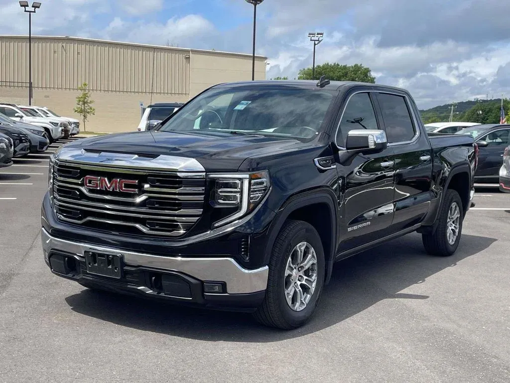 2025 GMC Sierra 1500 SLT thumbnail 7